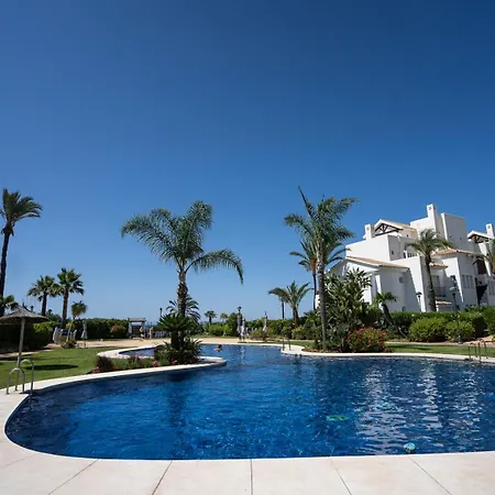 Front-line Garden In Palm Beach, Апартаменты