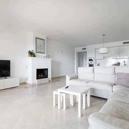 Front-line Garden In Palm Beach, Appartement
